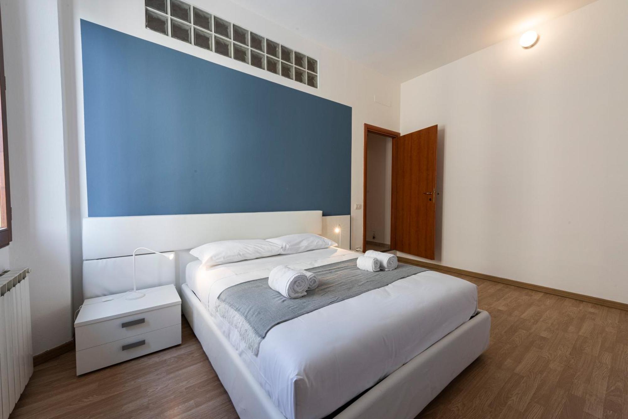The Luxor Suites - Corsica Florencia Exterior foto